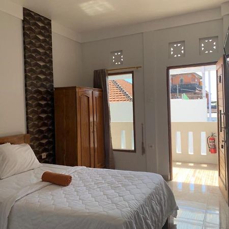 Oyo Flagship 90756 Melasti Hills Room & Cafe Ungasan Exterior foto