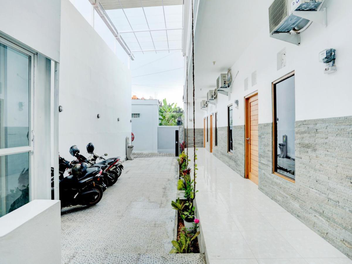 Oyo Flagship 90756 Melasti Hills Room & Cafe Ungasan Exterior foto