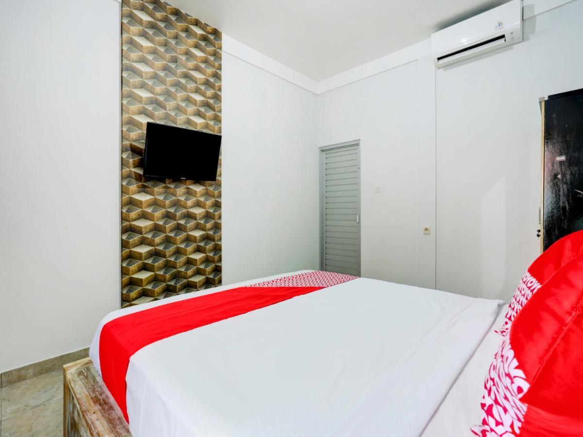 Oyo Flagship 90756 Melasti Hills Room & Cafe Ungasan Exterior foto